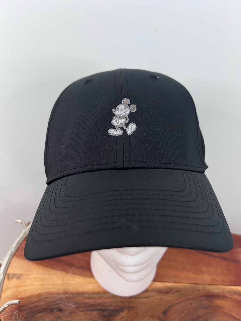 Nike Legacy91 Dri-FIT Disney Parks Mickey Mouse Black Adjustable Hat Cap